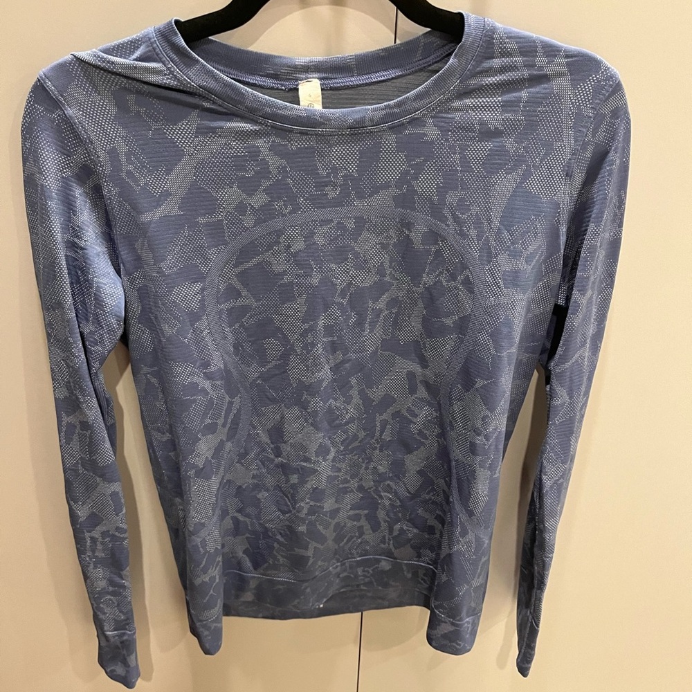Blue lululemon swiftly tee limited collection